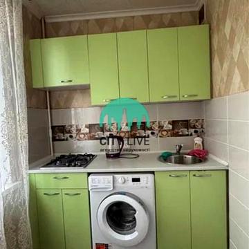 Республіканська вул., 4