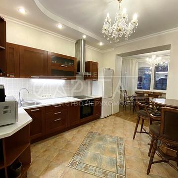 Володимира Івасюка просп. (Героїв Сталінграду), 10-А