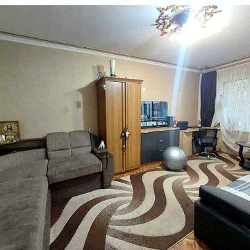 Продаж 2 к. Озерна