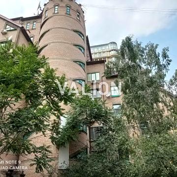Назарівська вул. (Вєтрова), 7-Б