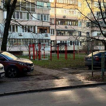 Без комісії! Квартира під ремонт!Продаж 2 к.48м2 проспект Свободи 42.