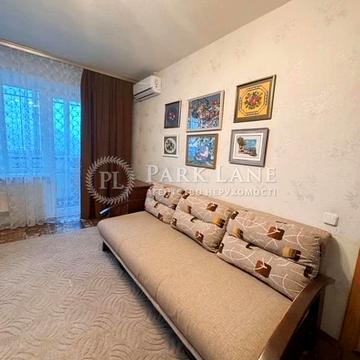 Будищанська вул., 5