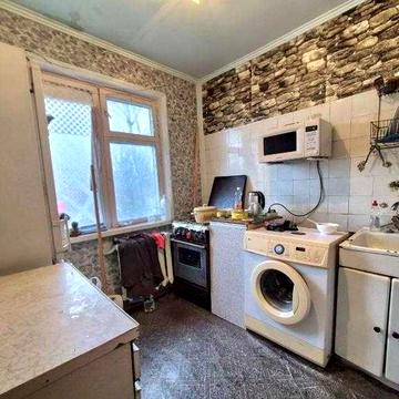 Тихий спальный район Черемушек, Академика Филатова