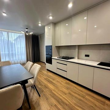 Слави Стецько вул., (Будинок)