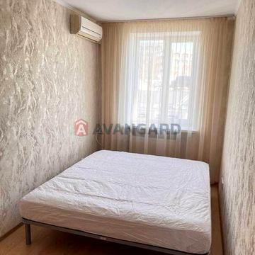 Здається в оренду 2-х кім. кв. в центрі