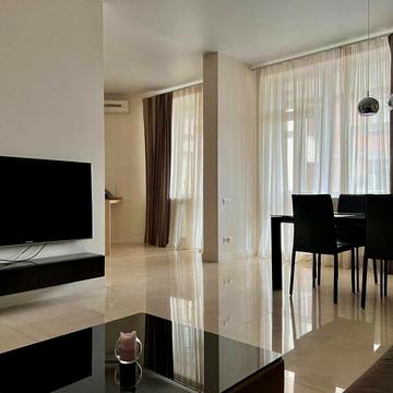 Лесі Українки бульв., 7-Б