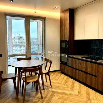 Голосіївська вул., 13