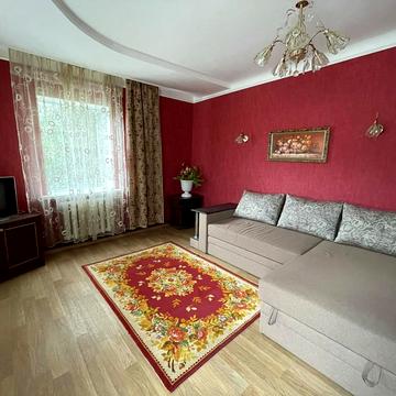 Новаторська вул.