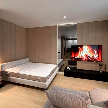 Яружна вул., 15