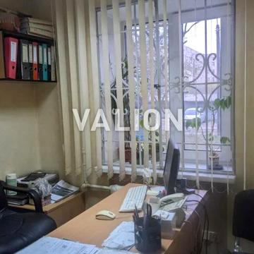 Дегтярівська вул., 28