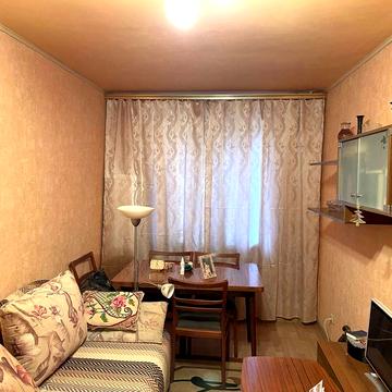 Продам 2 ком квартиру на П. Поле возле метро Бот. сад