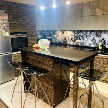 Успішна вул., 18