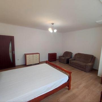 Олени Степанівни вул. (Ленінградська), 15а