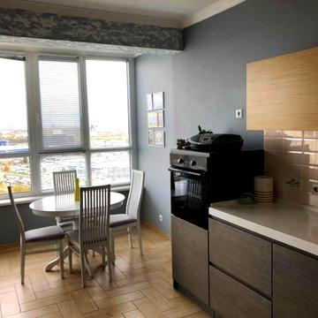 Йорданська вул. (Лайоша Гавро), 1