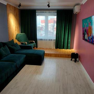 Ясинуватський пров., 11