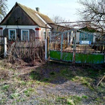 Продам дом в Херсонской області ,пгт Карерное Велікоалександровский р