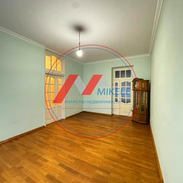 Жилянська вул., 7-В