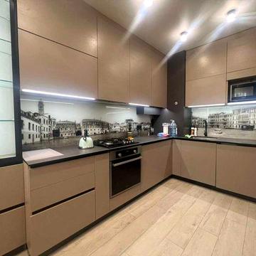 Оренда просторої 2-кімнатної квартири в новобудові — вул. Городницька