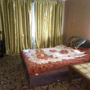 Продам 2-х комнатную квартиру на пр. Гагарина. Сталинка