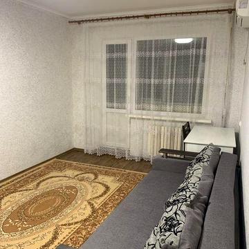 Однокімнатна квартира в оренду.