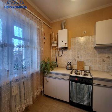 Президента Грушевського просп., 6