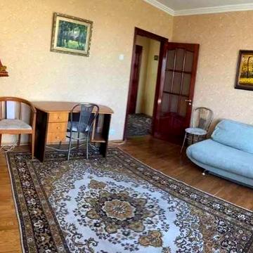 Продается отличная 2 квартира в обкомовском доме м.Научная (89636)