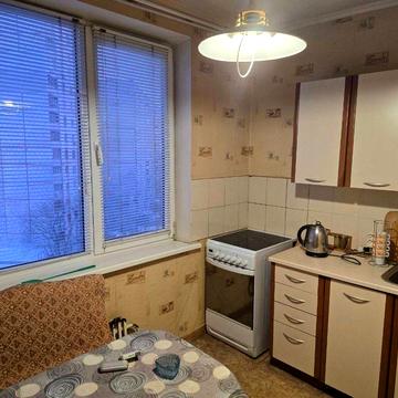 Сдам 1 комнатную квартиру на Алексеевке, пр.Л.Свободы,35.