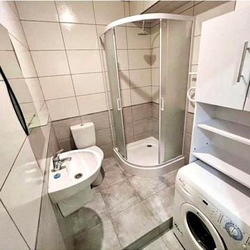 Продаю 1к/к Центр,евроремонт, мебель и техника