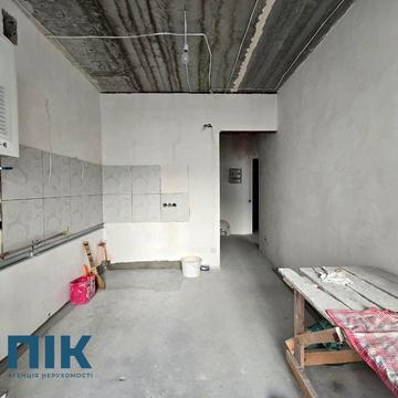 Академіка Шалімова вул., 63