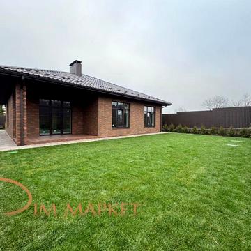 Одноповерховий будинок з навісом для авто поруч з озером‼️Під чистову