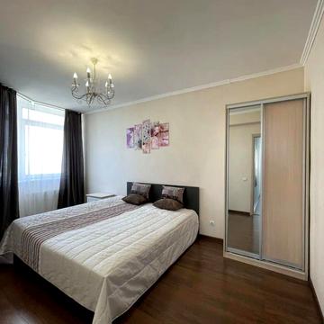 Володимира Івасюка просп. (Героїв Сталінграду), 53-Б