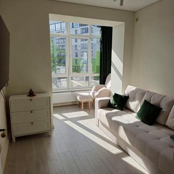 Приозерна вул., 57