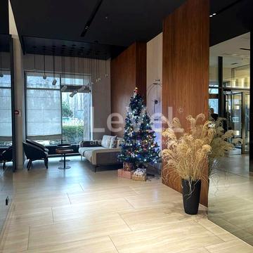 Академіка Заболотного вул., 1-Б