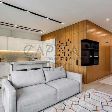 Болсуновська вул. (Сергія Струтинського), 2