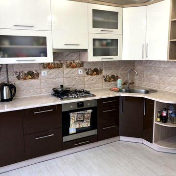 Здається 2х к.кв., вул. Угорська