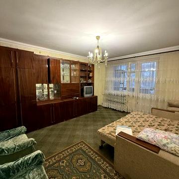 Продаж 4 кімнатної квартири