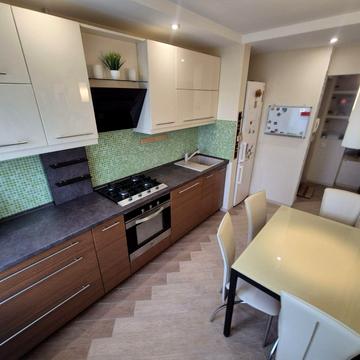 житловий масив Тополя-2 вул., 28