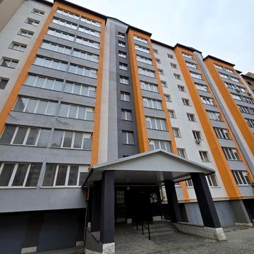 Романа Вірастюка вул., 7