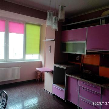 Здам 2х-кім Будівельників