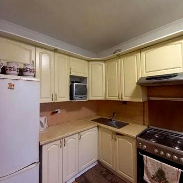 Івана Біберовича вул., 6