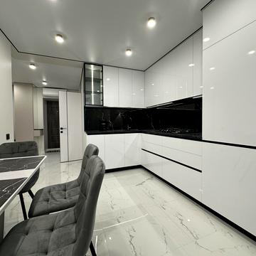 Генерала М. Тарнавського пров., 8