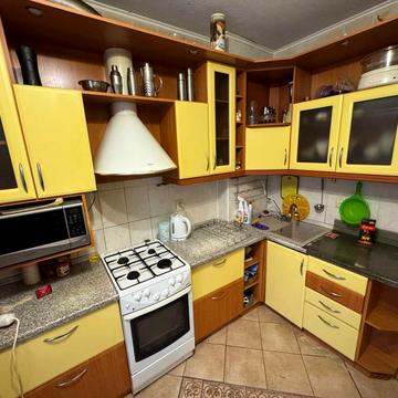 Семенівська вул., 11