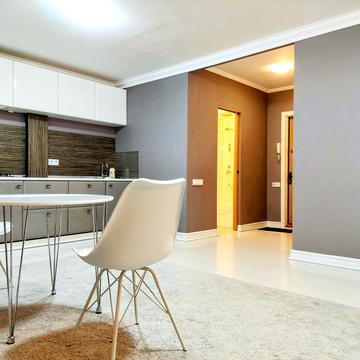 Білоруська вул., 17-Б