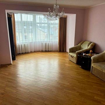 3к.кв. з ремонтом, Майорівка