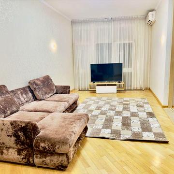 Оренда 3-к квартири в Печерському районі