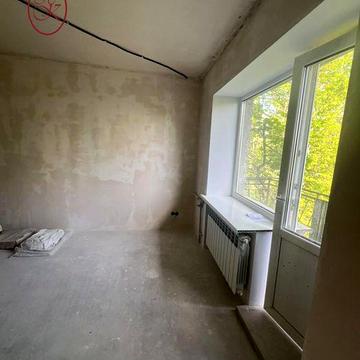 Продам 1 кім кв Молодіжний!