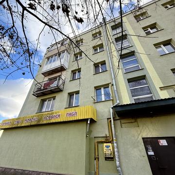 Вячеслава Чорновола вул., 17