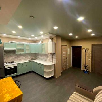 Оренда Двокімнатної квартири для великої родини біял парку.