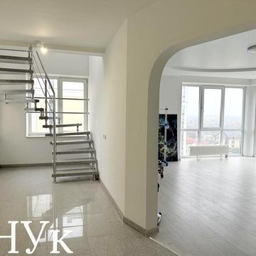 Дубнівська вул., 15