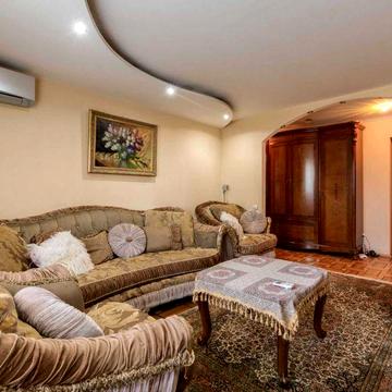 Продаж 3 кімнатна вул. Глушкова 32 м. Теремки БЕЗ комісії